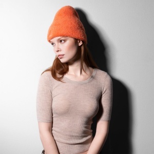 Kangol-caciula-faux-fur-portocaliu-mandarina