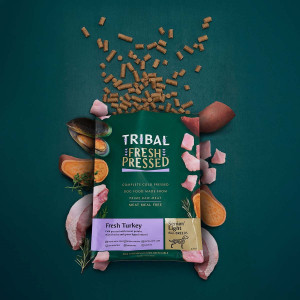 Tribal Senior/Light Curcan, Hrana Presata la Rece, Hipoalergenica 2.5kg