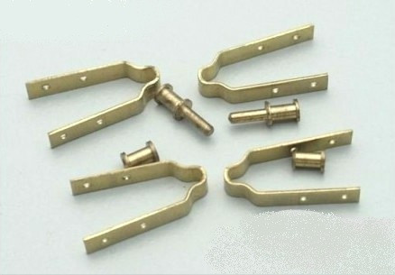 Sárgaréz zsanérok a hajótesthez 2-3 mm (2 db)