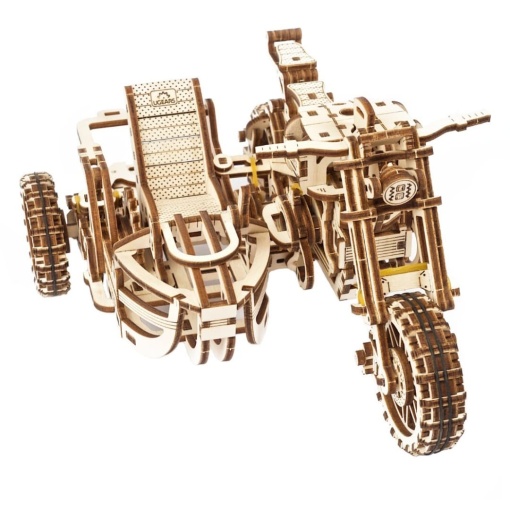 Model asamblat - Motocicleta Scrambler UGR-10