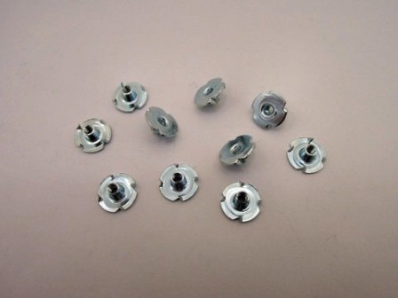 Piulite Captive M3 (10 buc)