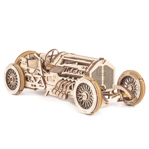 Összeszerelt modell - U-9 Grand Prix gép - Img 1