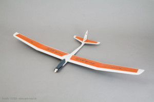 Aeromodel motoplanor RC PLANAFLY 400G Kit de construit (1935 mm) - Img 3