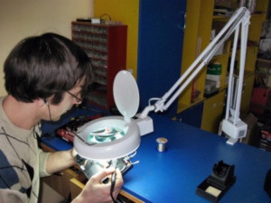 Lampa de atelier cu lupa si lumina (alba) - Img 2