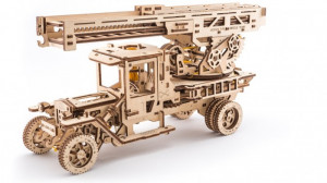 Camionul de Pompieri UGEARS Kit (537 piese) - Img 1