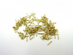 D0,7 x 7 mm-es sárgaréz szögek (150 db) - Img 1