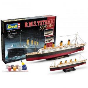 Navomodel macheta Revell TITANIC Set cadou cu 2 modele 1:700 si 1:1200 (385/223 mm) - Img 1