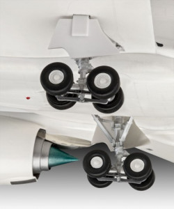 Macheta avion Revell Airbus A350-900 Lufthansa New Livery, scara 1:144, KIT - Img 4