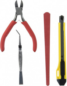 Set Revell cu unelte pentru modelism (cleste taiere, penseta, pila, cutter) - Img 2