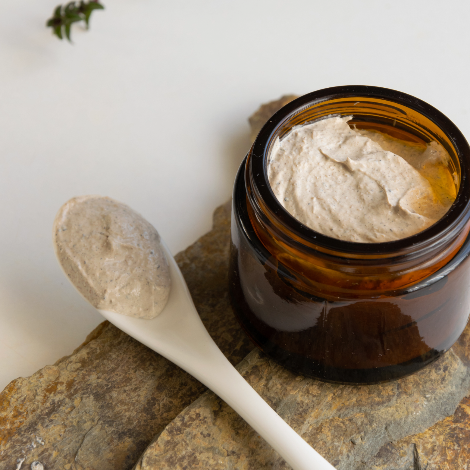 Cremă exfoliantă pentru fermitate cu fenicul si lime Plant Therapy
