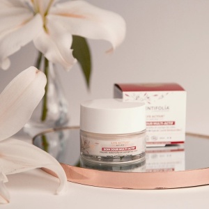 Cremă de zi cu acțiune multiplă LILY ACTIVE, 50ml - Img 3