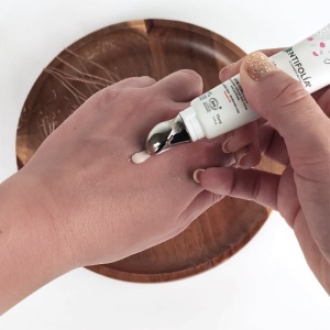 Cremă hidratare intensă contur ochi ECLAT DE ROSE, 15ml - Img 2