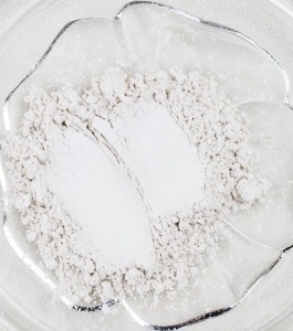Pigment cosmetic perlat 51 Luster White - Img 1