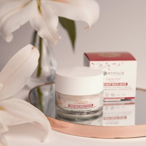 Cremă de noapte cu acțiune multiplă LILY ACTIVE, 50ml - Img 2