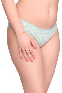 Chilot clasic damă cu imprimeu floral – vedere frontală pe model