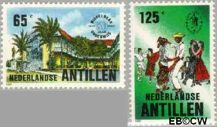 Ned. Antillen NA -985#986 ** Onderwijs en Espamer Postfris