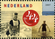 Nederland NL 2497a 2007 Strandpret toen en nu Gebruikt 44+22 - Img 2