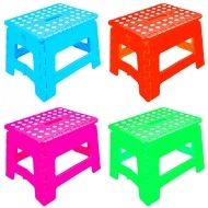 Scaunel din plastic, pliabil