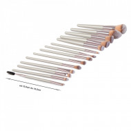 Un set de pensule profesionale pentru trusa de machiaj, PM014713