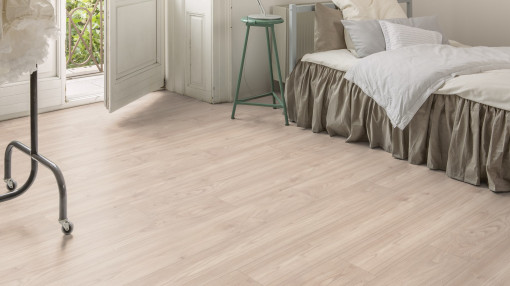 4527 LAMINAT KAINDL 8MM 34899 (2,4M2) KL.32 CLAS.T.STD.PL.