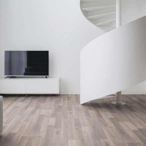 5672 LAMINAT KAINDL 7MM 34351 OAK (2.67M2) KL.31 CLAS.T.STD.PL.