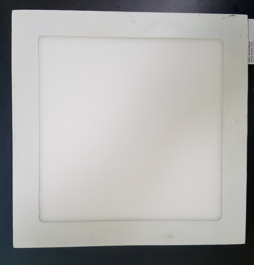 1371 Led panel 18W kvadrat ugradni