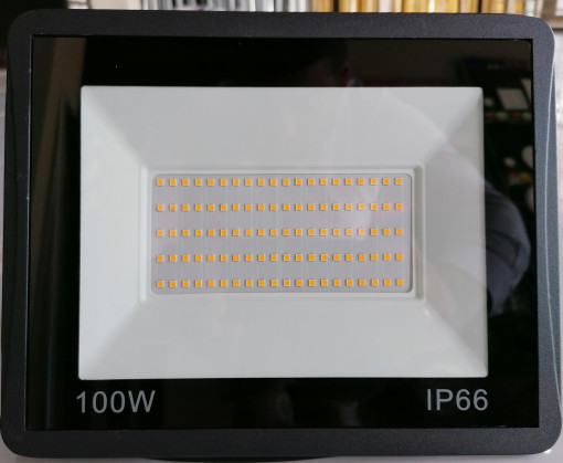 9574 LED REFLEKTOR MNK-OTL005 100W/SMD/BLACK