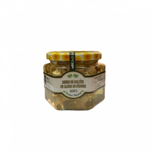 Miere de salcam cu alune de padure coapte 400g