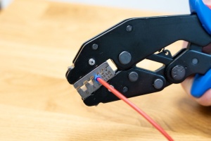 WEICON Clește de sertizat ERGO – 3 bacuri interschimbabile pentru pini, papuci și MC4 / 10100516 - Img 6