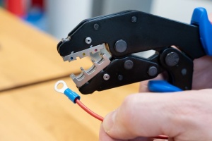 WEICON Clește de sertizat ERGO – 3 bacuri interschimbabile pentru pini, papuci și MC4 / 10100516 - Img 2