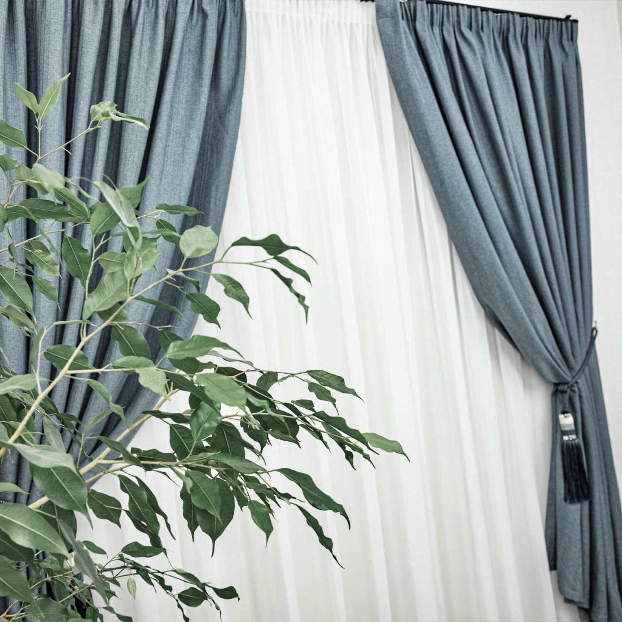 Draperie opaca, Hiko Lux Blackout Bluevert, cu rejansa, 1 bucata - 1 | YEO