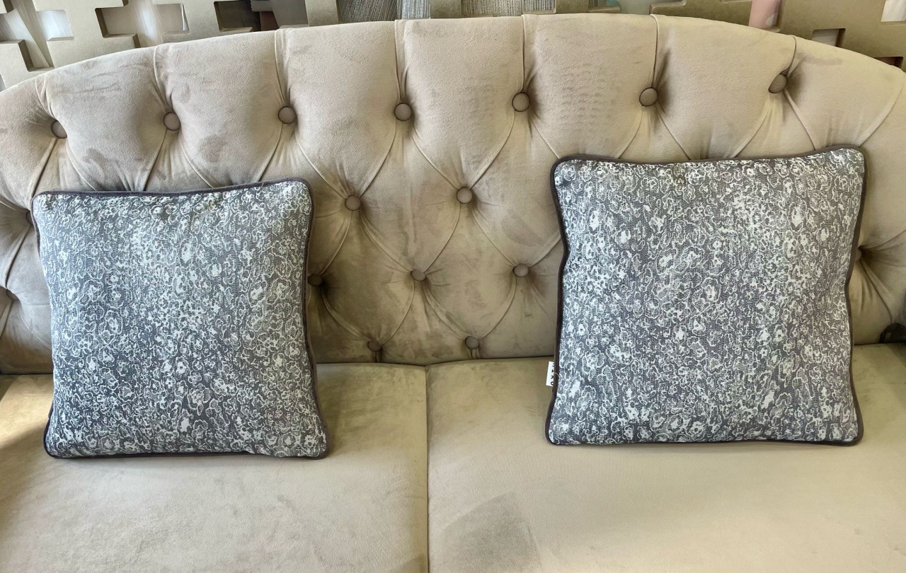 Set 2 perne decorative 2Face cu fata detasabila, Hiko gri shape, editie limitata - 1 | YEO