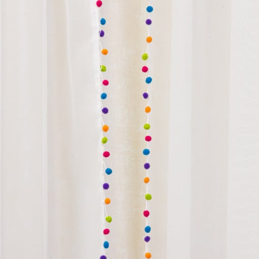 Set 2 Perdele voal alb, Hiko Ana cu pom pom colorati, cu rejansa