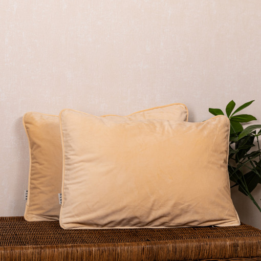 Set 2 perne decorative 2x40x60cm cu fata detasabila, Hiko COMFY catifea crem
