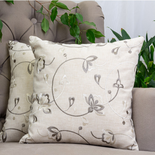 Set doua perne decorative brodate, cu fata detasabila, Hiko Fantasy Flori 2x40x40cm