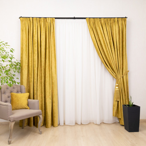 Set 3 piese Hiko, doua draperii catifea imprimata Comfy Cloud mustar/auriu si o perdea Ana voal, cu rejansa