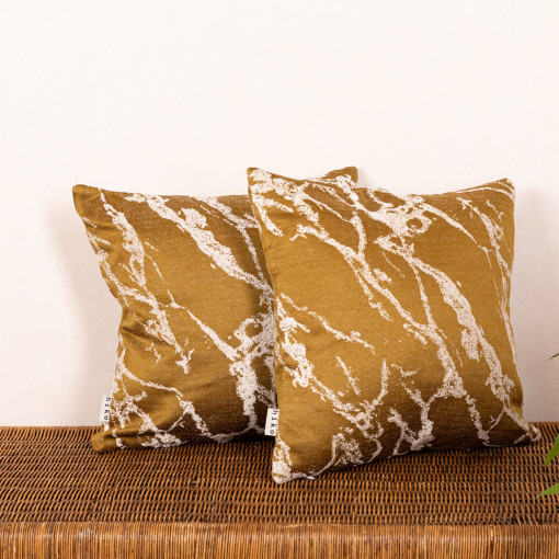 Set 2 perne decorative Hiko Chenille mustar dark, cu fata detasabila