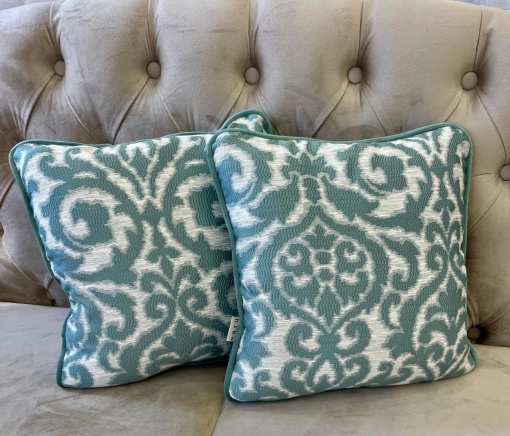 Set 2 perne decorative, 2x40x40cm, cu fata detasabila, tafta fina cu catifea verde deschis