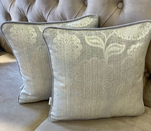 Set 2 perne decorative 2Face cu fata detasabila, Hiko, tafta fina gri, editie limitata