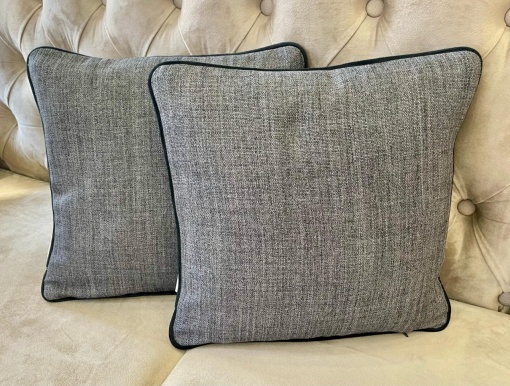 Set 2 perne decorative cu fata detasabila, Hiko gri cu negru, editie limitata