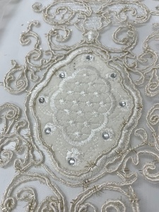 Perdea ivoire, fildes, Deluxe brodata 3D Hiko Velvet Flower, cu rejansa pliuri - Img 4