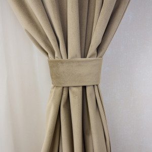 Set 2 draperii scurte cu doua benzi de prindere Hiko COMFY catifea bej, cu rejansa - Img 3