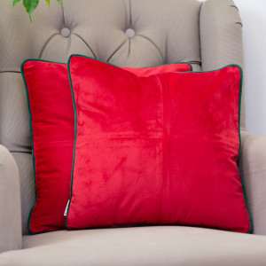 Set 2 perne decorative, cu fata detasabila, Hiko Comfy catifea rosie, cu vipusca verde - Img 2