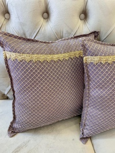 Set 2 perne decorative cu fata detasabila, Hiko Romb roz murdar 2x40x40cm - Img 4
