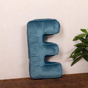 Perna XL, Hiko Name litera E din catifea albastra sau roz, cu vipusca 43x23x9cm - Img 3