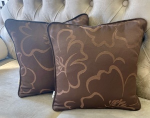 Set 2 perne decorative cu fata detasabila, Hiko Flower maro 2x40x40cm
