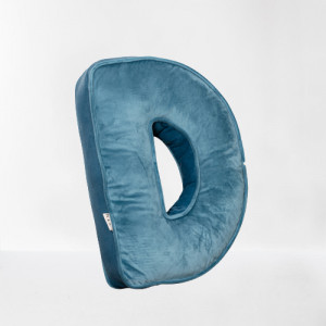 Perna XL- 40cm, Hiko Name litera D din catifea albastra sau roz, cu vipusca - Img 2