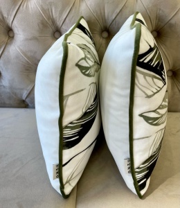 Set 2 perne decorative, cu fata detasabila, Hiko Plus Olive kaki 2x40x40cm - Img 4