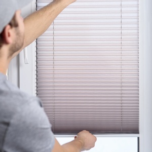 Jaluzele plisate, Blackout 100%, bej - Img 3