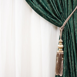 Set 3 piese Hiko, doua draperii Comfy New Imperial catifea imprimata verde intens/gold si o perdea Ana voal, cu rejansa - Img 2